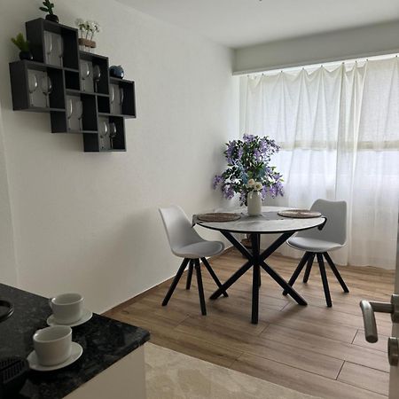 Eine Schoene Wohnung Am Messeplatz Basel Bagian luar foto